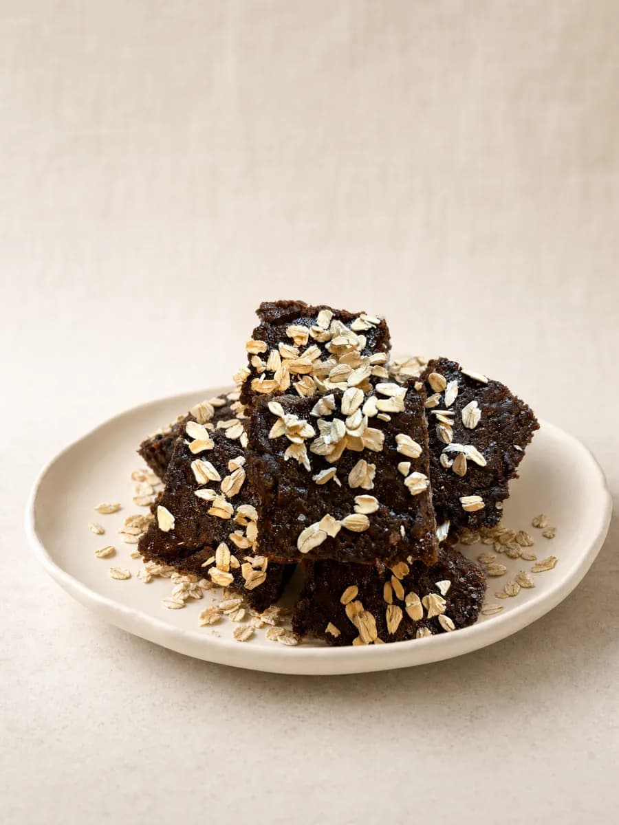 Brown Bread Squares — With Oats