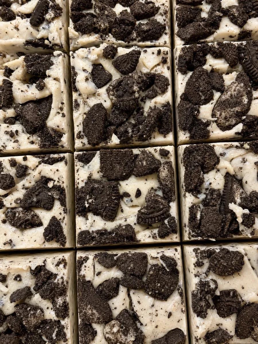 Improved Cookies And Creme Bars — Overhead